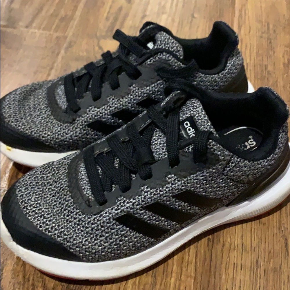 EUC Adidas Shoes